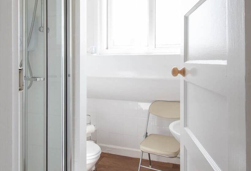 مبيت وإفطار Rosaire Guest House