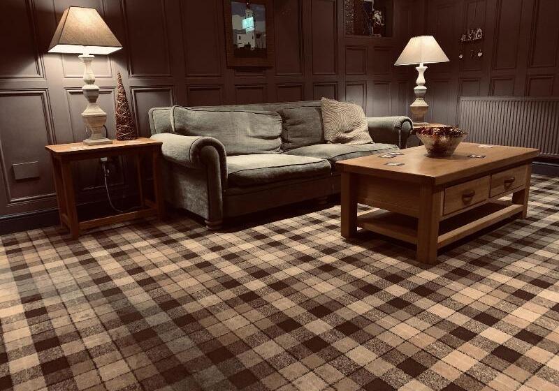 مبيت وإفطار The Wash & Tope