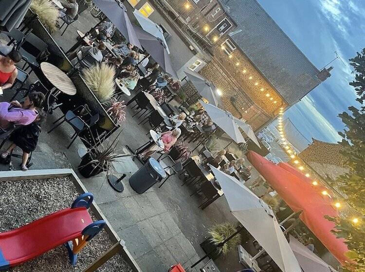 مبيت وإفطار The Wash & Tope