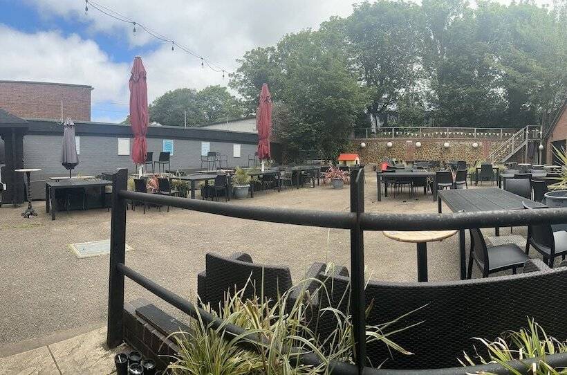 مبيت وإفطار The Wash & Tope