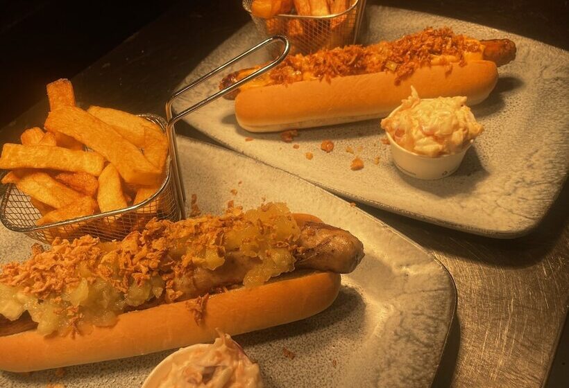 مبيت وإفطار The Wash & Tope