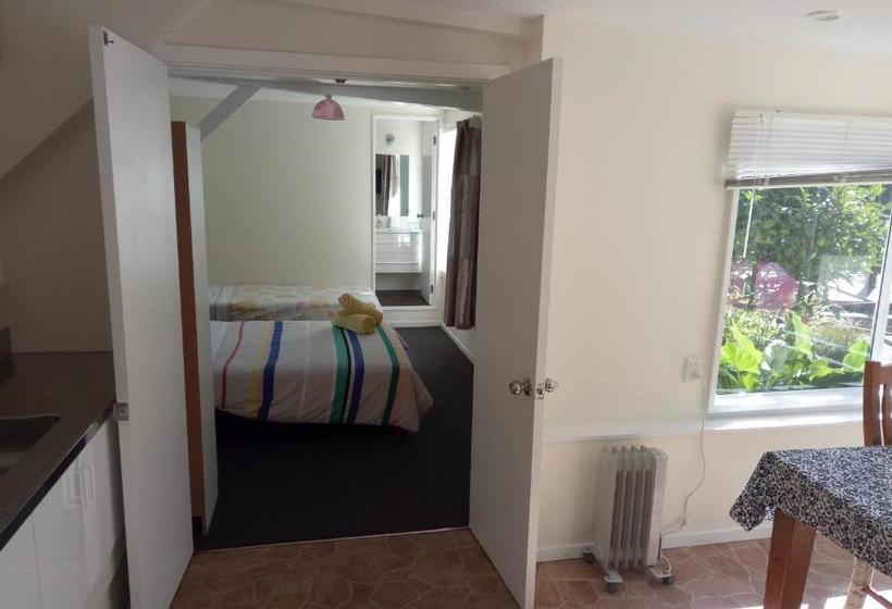 Water Lily Garden B&b