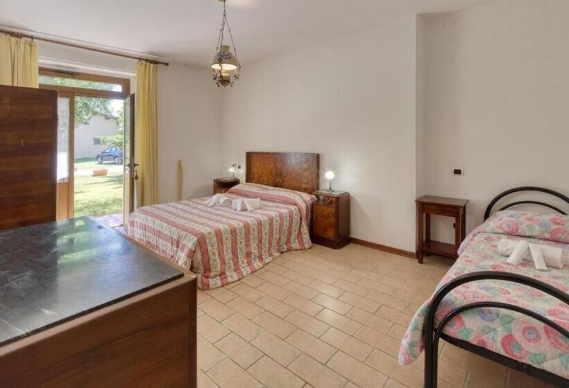 فندق Agriturismo Casella Del Piano