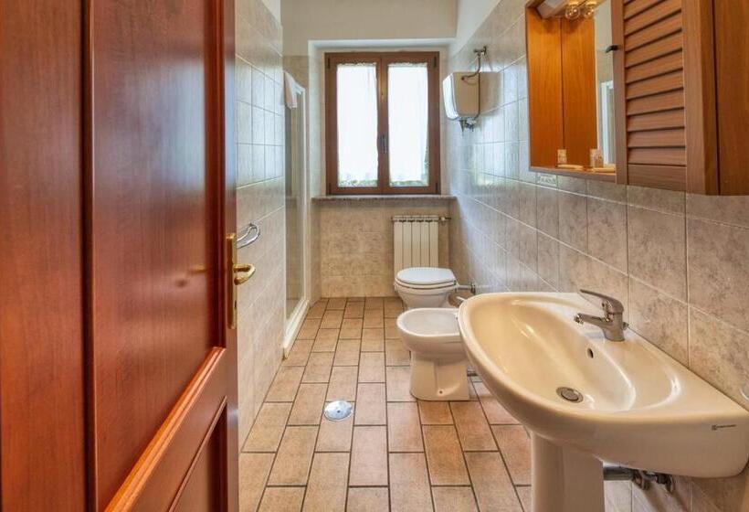 فندق Agriturismo Casella Del Piano