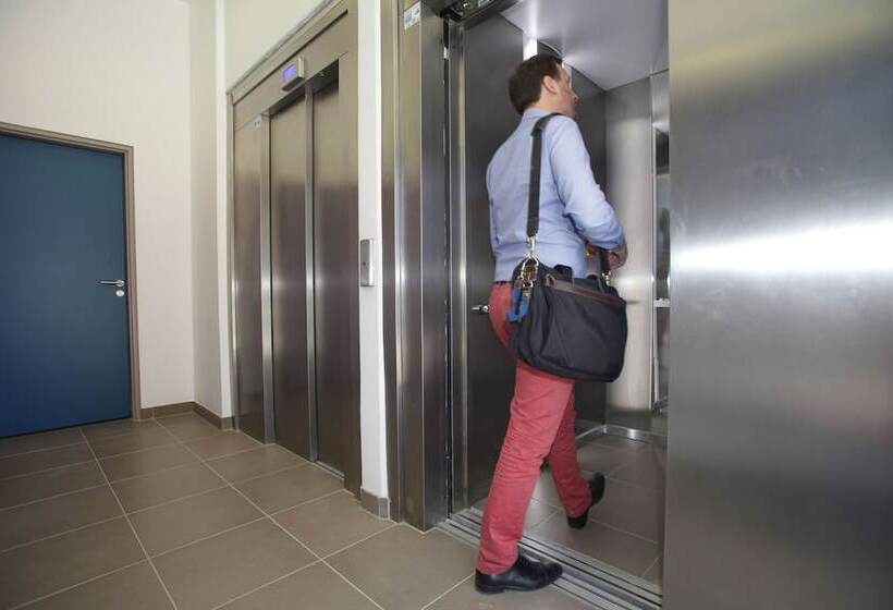 فندق Résidence Odalys Paris Rueil