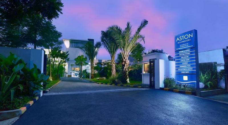 בית מלון כפרי Aston Bojonegoro City