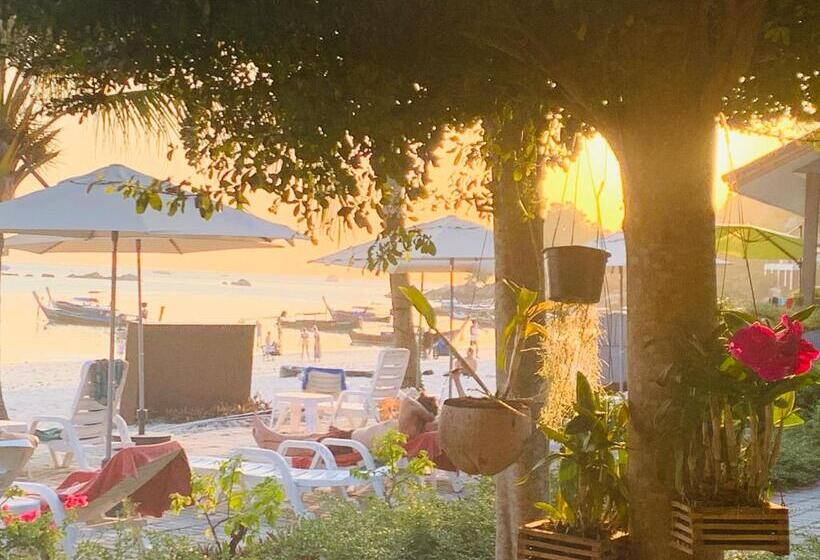 호텔 Bella Vista Beach Resort Koh Lipe