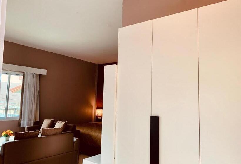 호텔 Bella Vista Beach Resort Koh Lipe