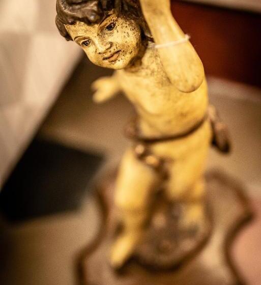 ホテル Bellezza Suites