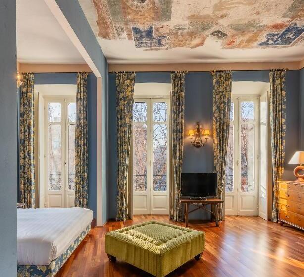 ホテル Bellezza Suites