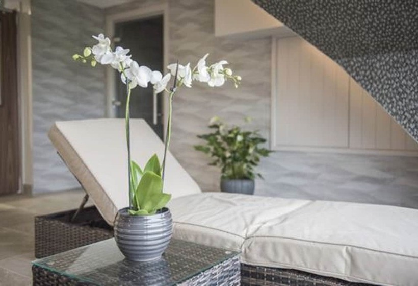 Cotswolds Hotel & Spa