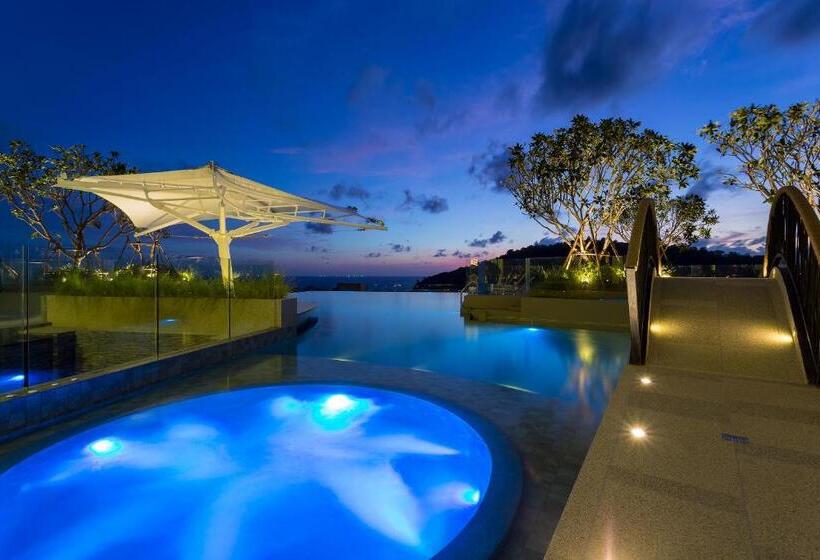 هتل Crest Resort & Pool Villas   Sha Extra Plus