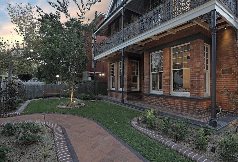 هتل Dalziel Lodge