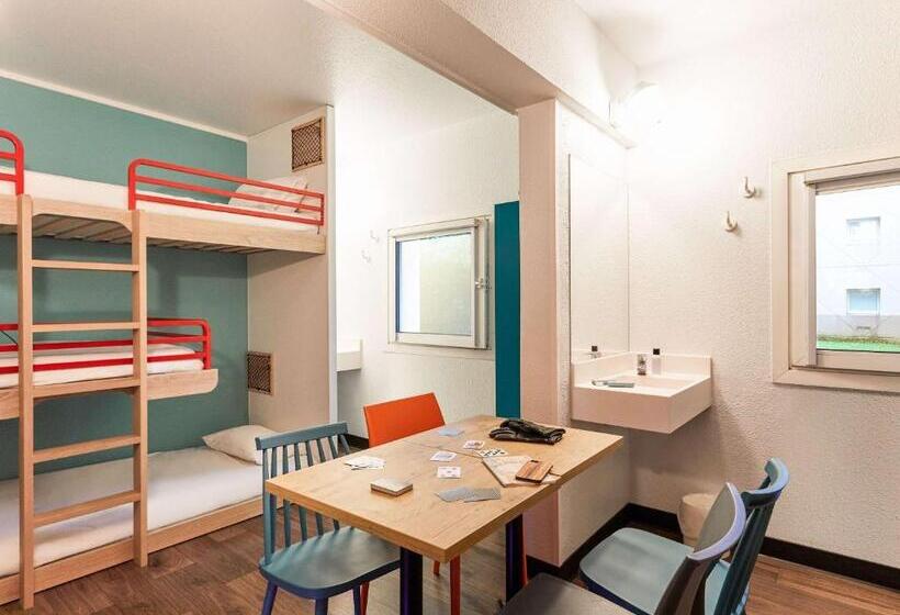 Отель F1 Chaumont