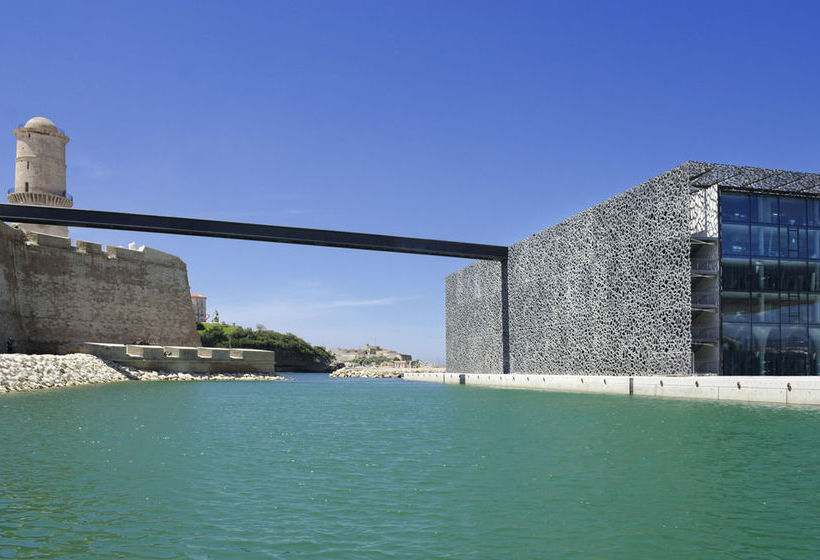 Отель F1 Marseille Aéroport