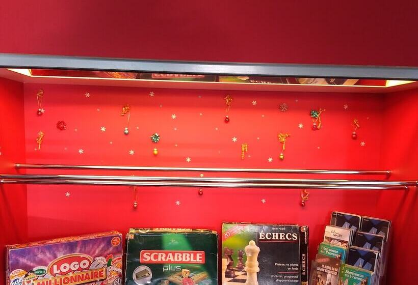 בית מלון כפרי F1 Marseille Est