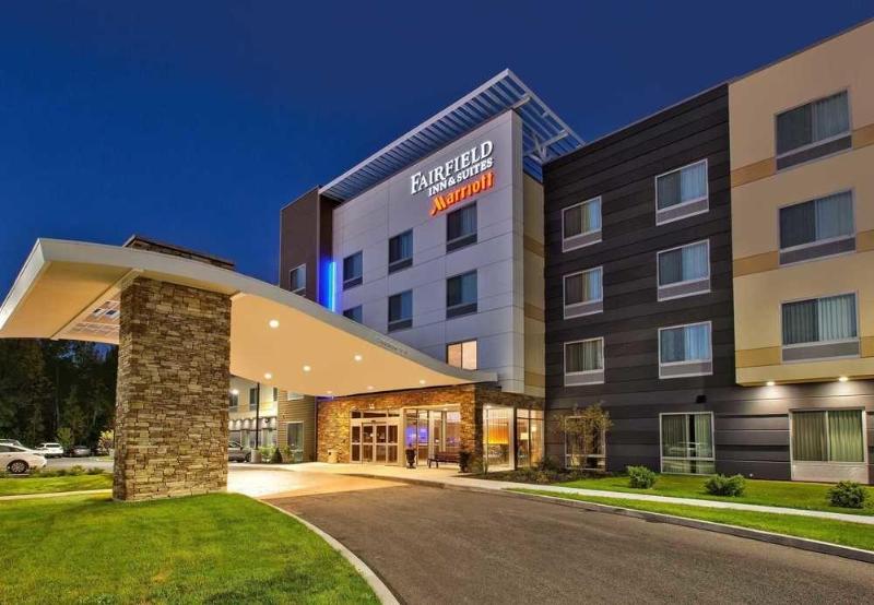 فندق Fairfield Inn & Suites By Marriott Plattsburgh