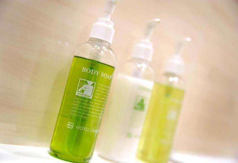 בית מלון כפרי Gracery Naha