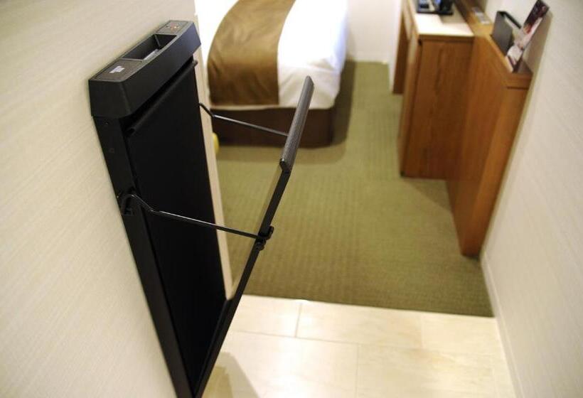 בית מלון כפרי Gracery Naha