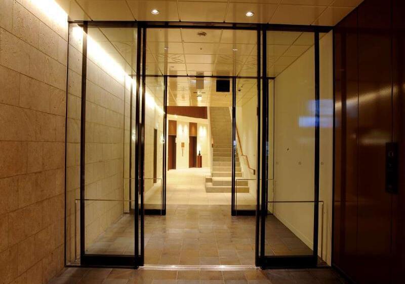 בית מלון כפרי Gracery Naha