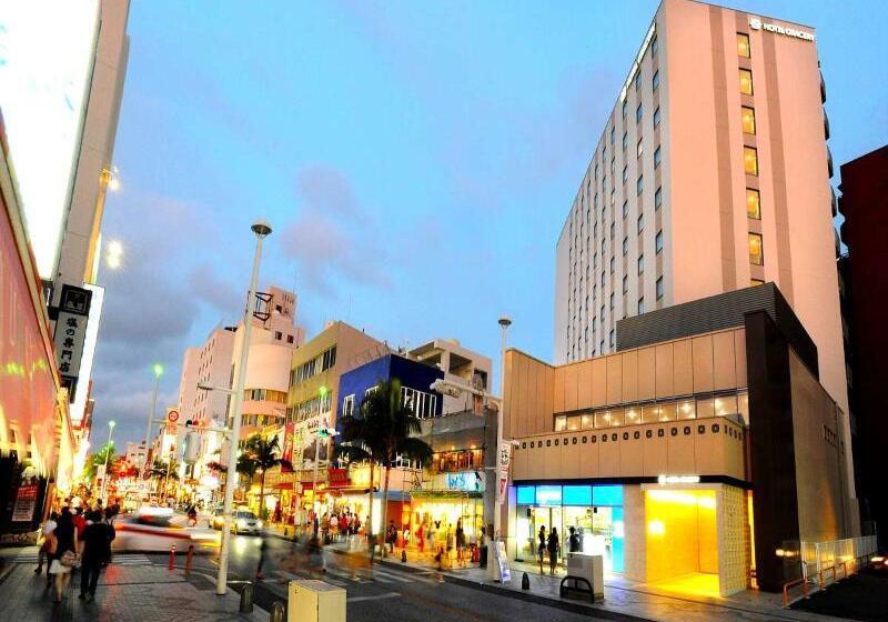 בית מלון כפרי Gracery Naha