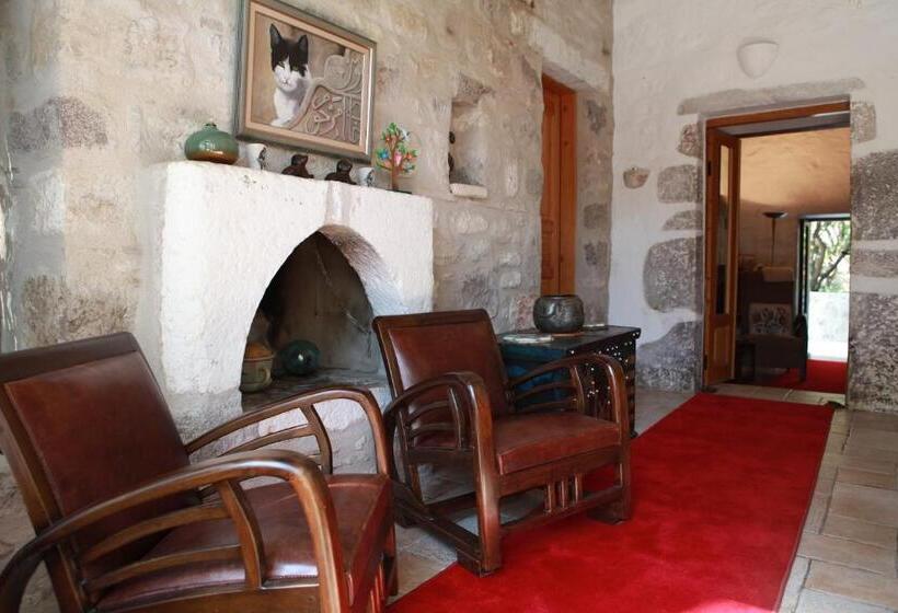 בית מלון כפרי Ha La Bodrum