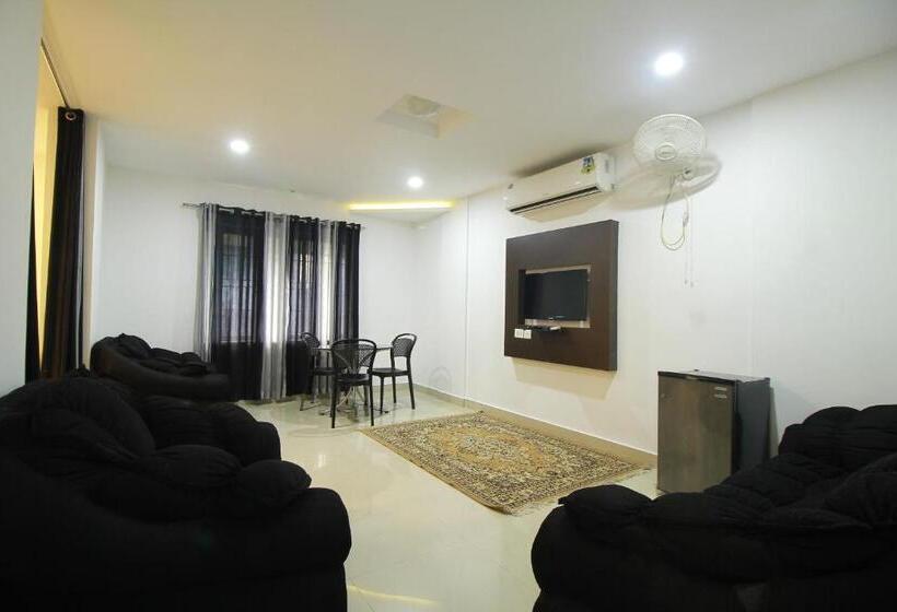 فندق Half Moon Residency Calicut