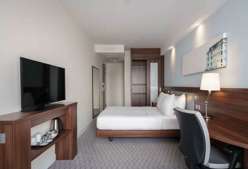 هتل Hampton By Hilton Amsterdam Centre East
