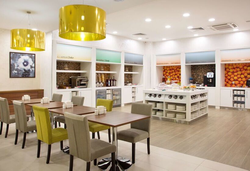 Отель Hampton By Hilton Nizhny Novgorod