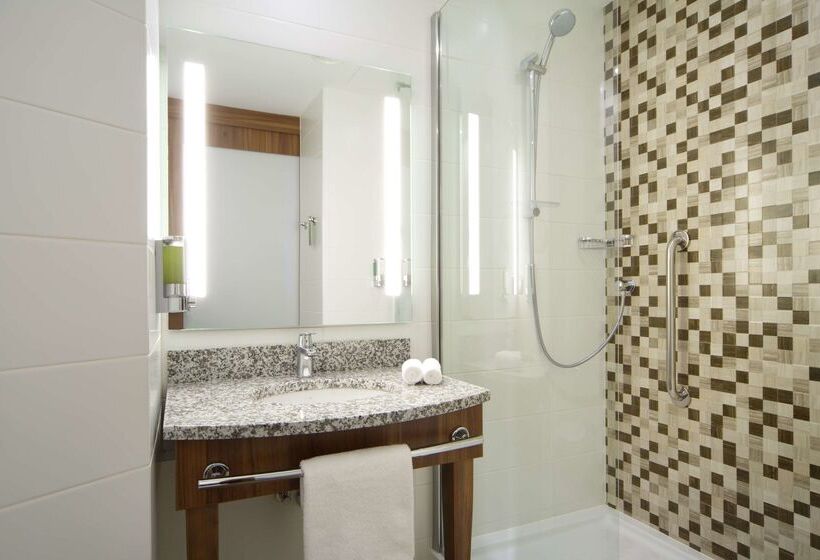 Отель Hampton By Hilton Nizhny Novgorod