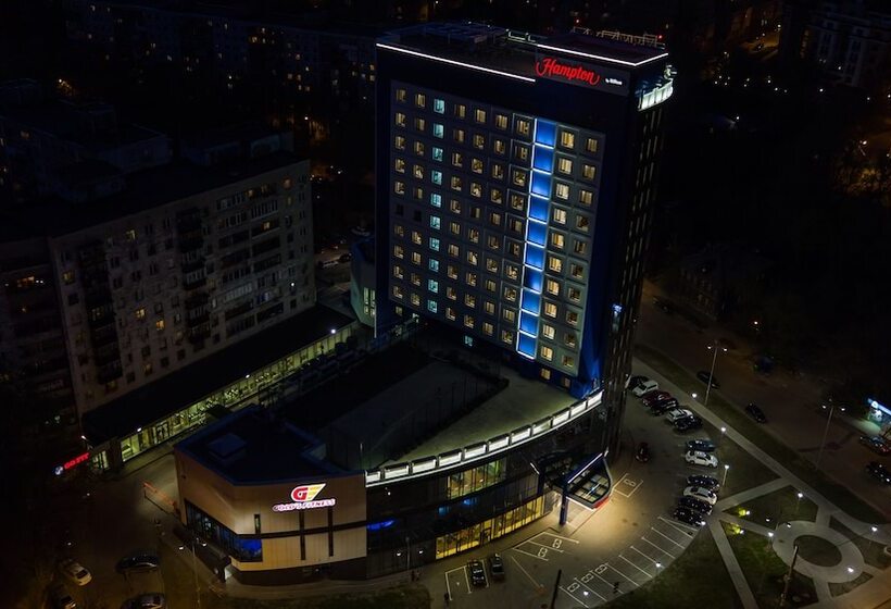 Отель Hampton By Hilton Nizhny Novgorod