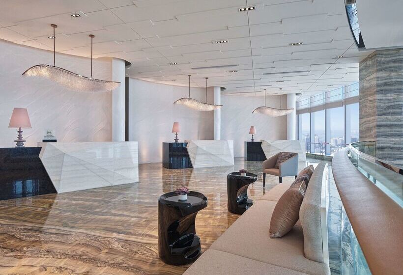 בית מלון כפרי Hilton Haikou