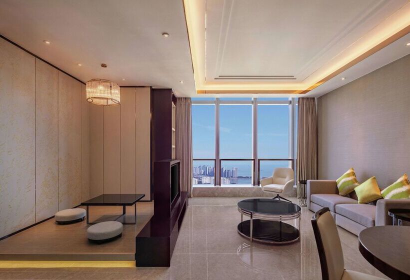 בית מלון כפרי Hilton Haikou