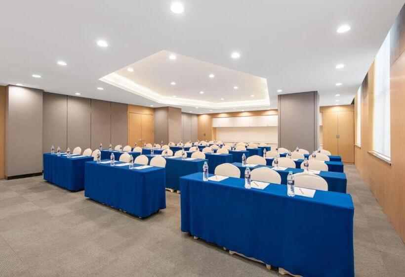 호텔 Holiday Inn Express Jinan High Tech Zone, An Ihg