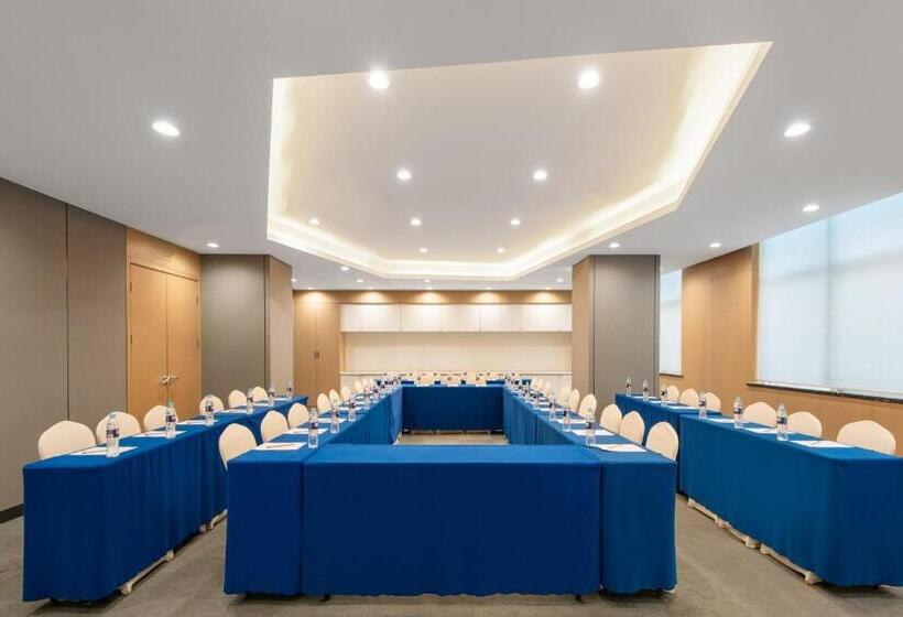 호텔 Holiday Inn Express Jinan High Tech Zone, An Ihg