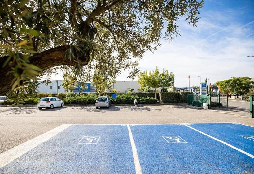 ホテル Ibis Budget Carcassonne Aéroport   A61