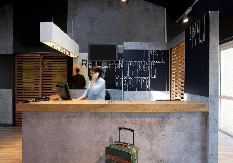 فندق Ibis Budget Tarbes