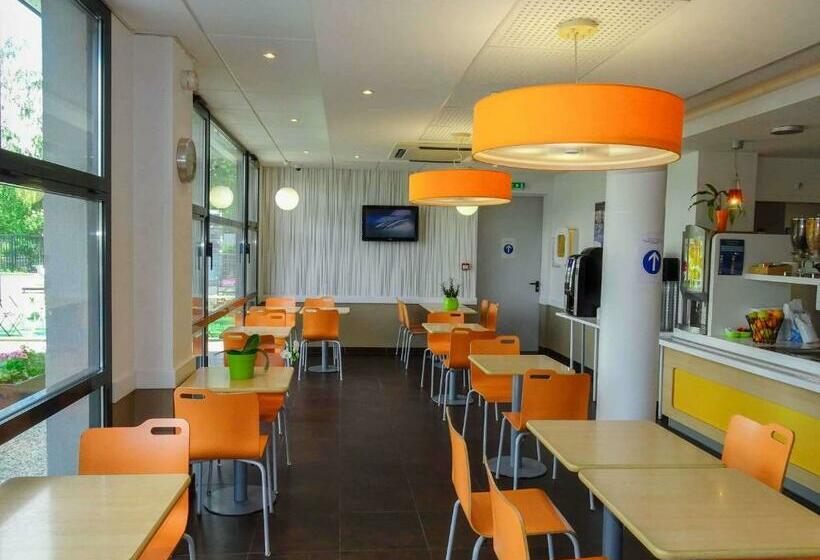 Отель Ibis Budget Tours Nord