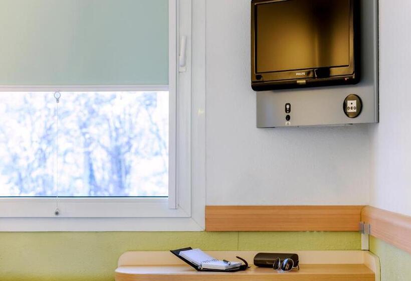 ホテル Ibis Budget Velizy