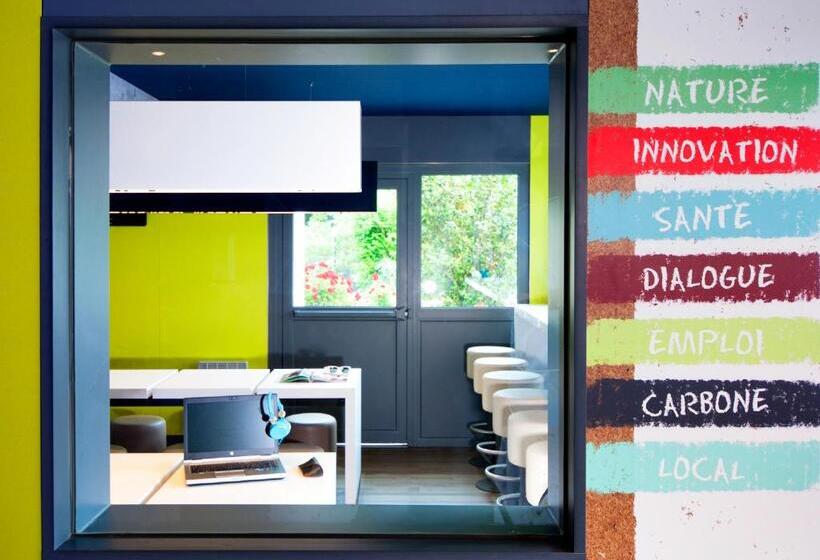 ホテル Ibis Budget Velizy