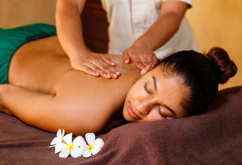 Отель Jetwing Jungle Lodge