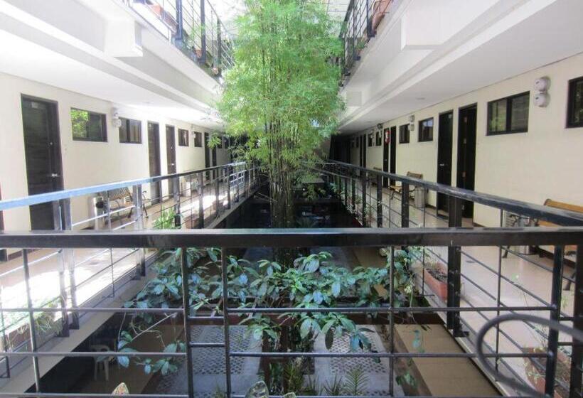 בית מלון כפרי Jp227 Residences