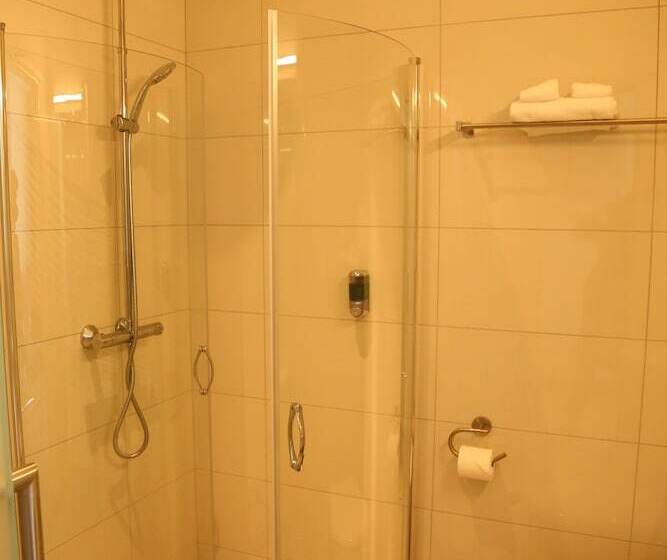 هتل Kjarnalundur Aurora Dream Lodges And Rooms