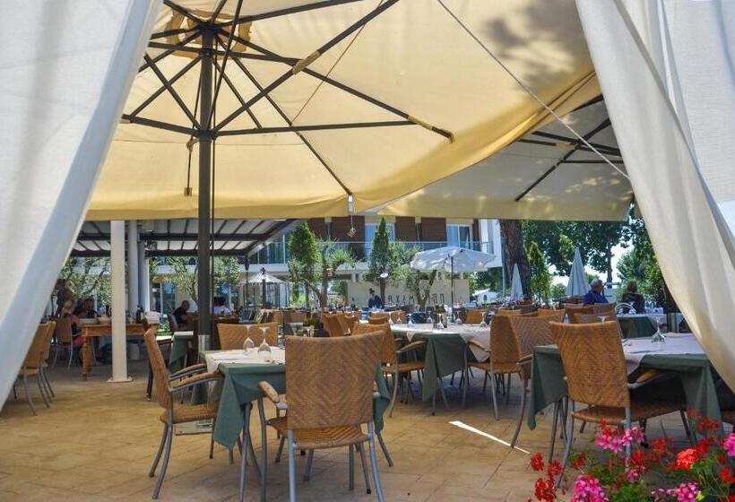 בית מלון כפרי Maximilian