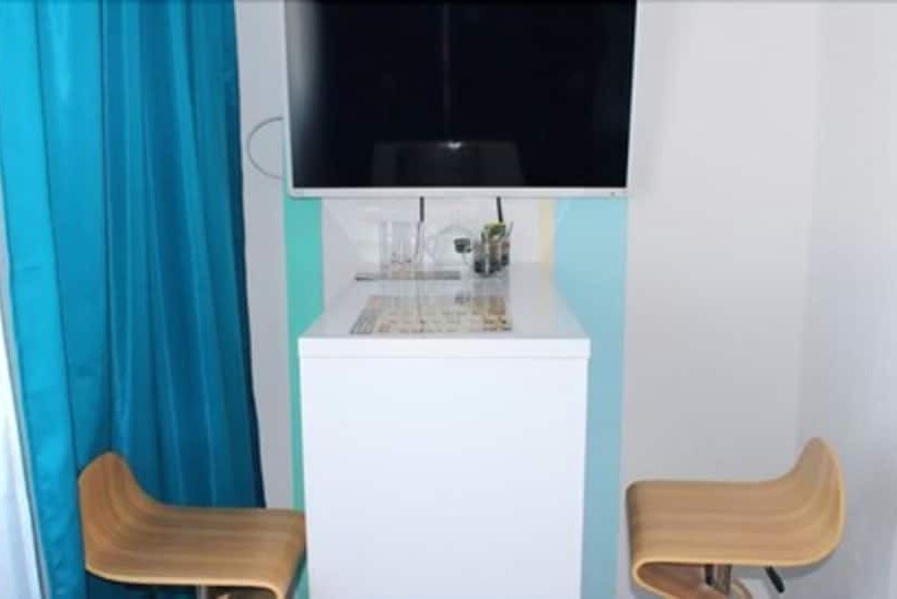 בית מלון כפרי Maxrooms Global Sky