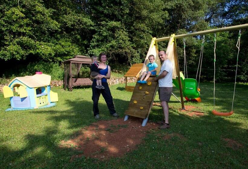 Отель Novelleto