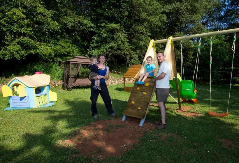 Отель Novelleto