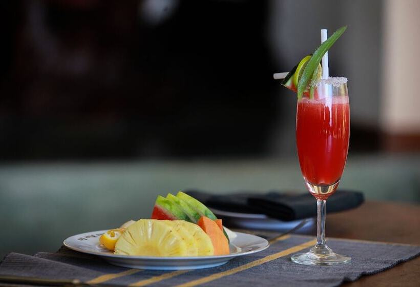 호텔 Oak Ray Lake Resort