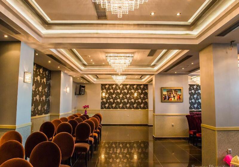 فندق Odyssey Boutique