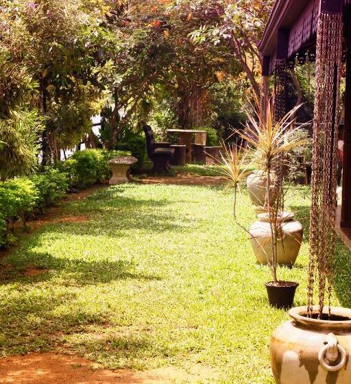 فندق Opulent River Face